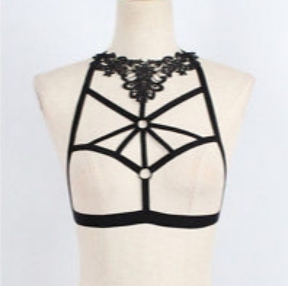Black Strappy Hollow Cage Harness Choker Bralette - Picture 3 of 5